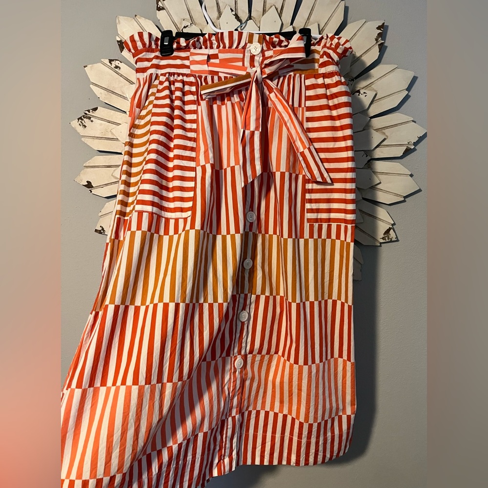 Button down, striped paper bag skirt with pockets